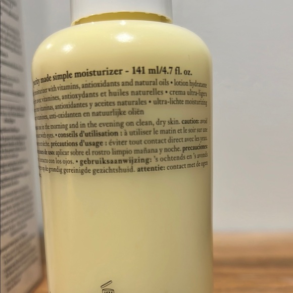 Philosophy Purity Made Simple Moisturizer - Yellow - Picture 4 of 10